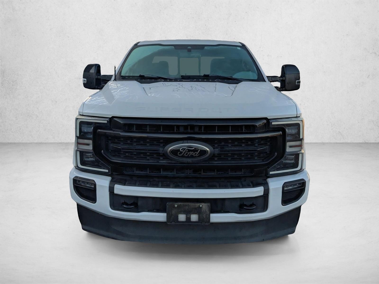 2020 Ford F-250 Lariat photo 2