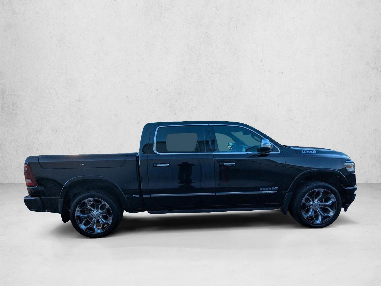 2019 Ram 1500 Limited photo 4
