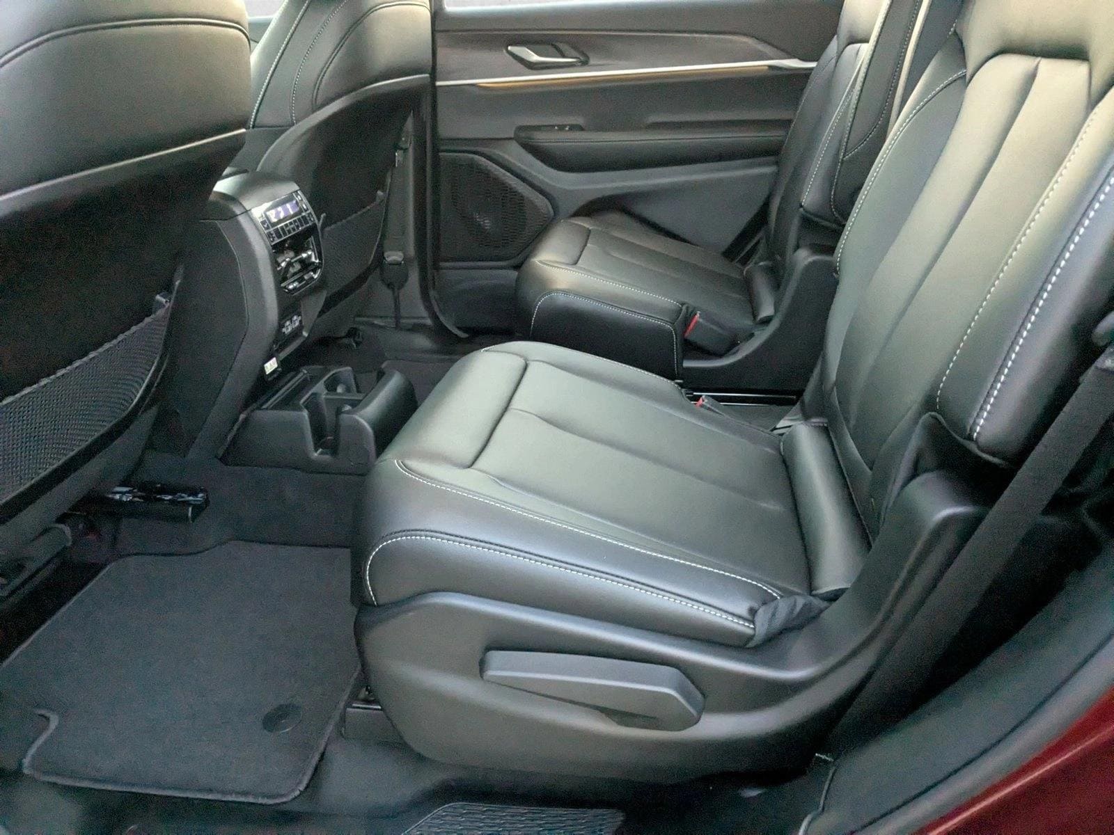 2025 Jeep Grand Cherokee L Limited - Photo 17