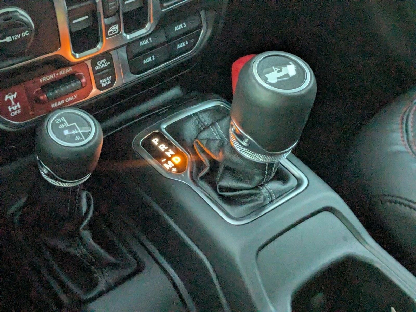 2025 Jeep Wrangler 4-Door Rubicon - Photo 12