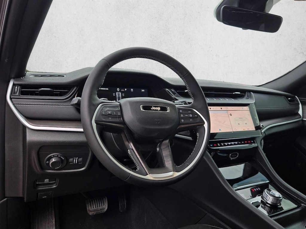 New 2026 Jeep Grand Cherokee Laredo Altitude SUV