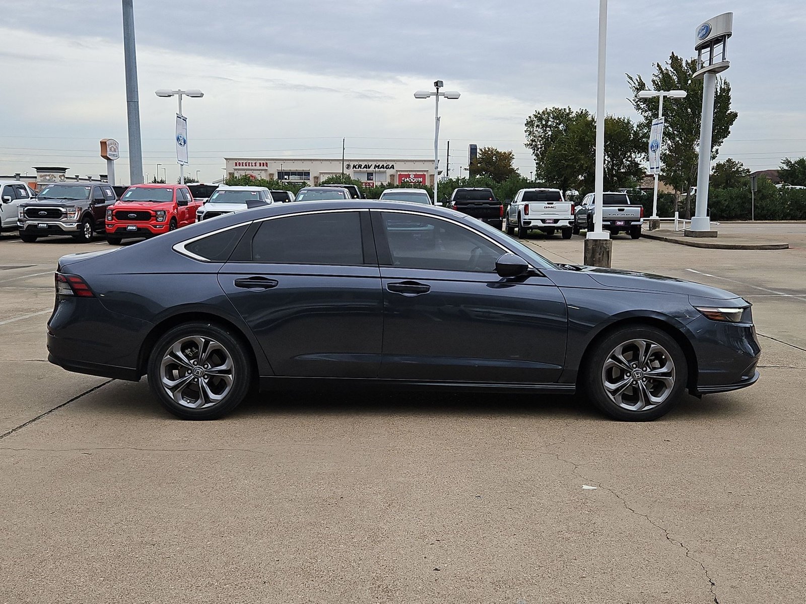 Used 2024 Honda Accord Sedan EX 4dr Car
