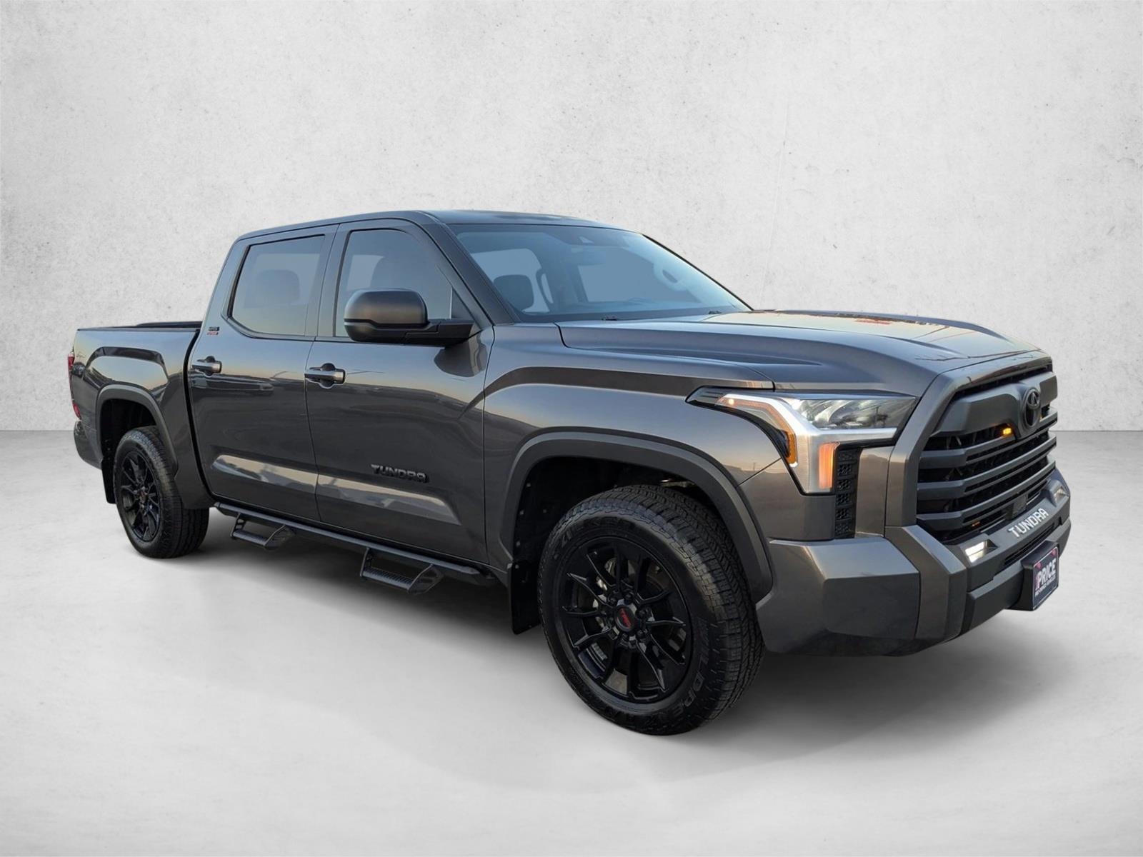 2024 Toyota Tundra SR5 photo 3
