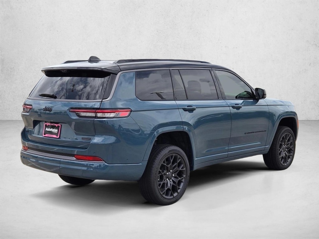 New 2026 Jeep Grand Cherokee L Summit SUV