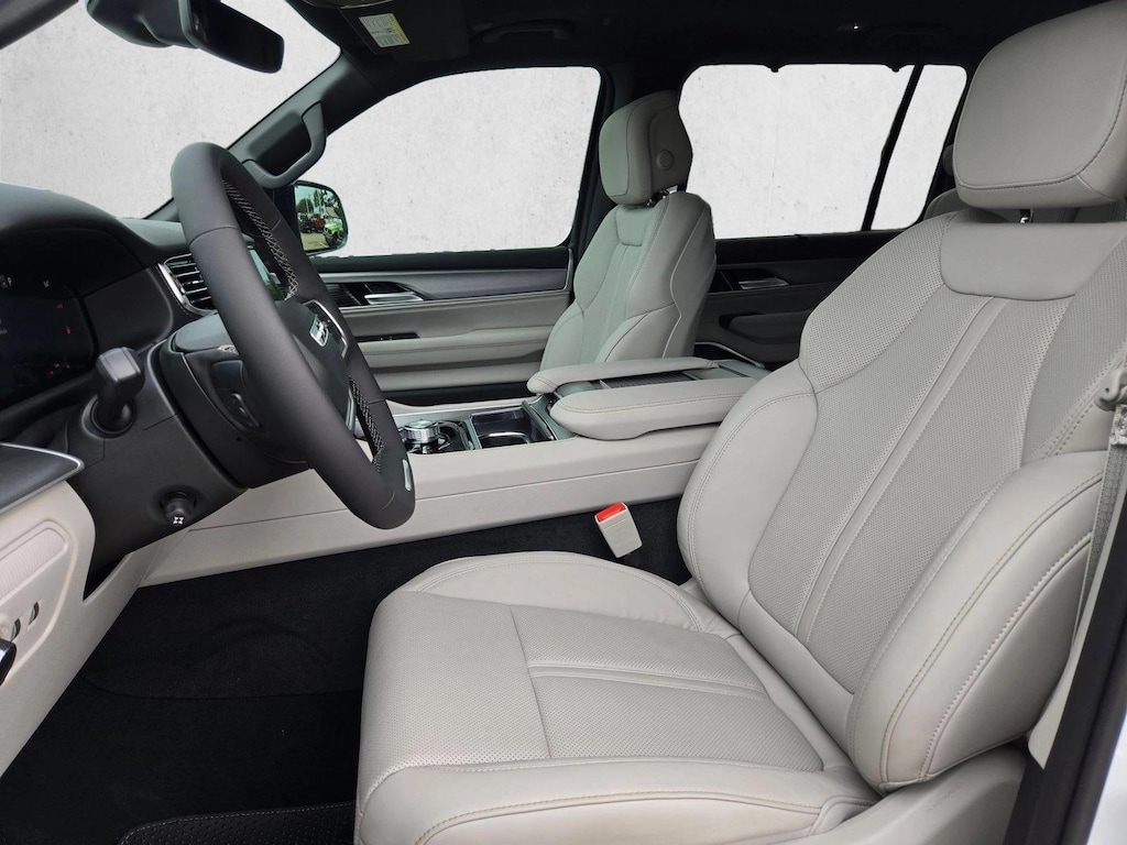 New 2026 Jeep Grand Wagoneer Limited Reserve SUV