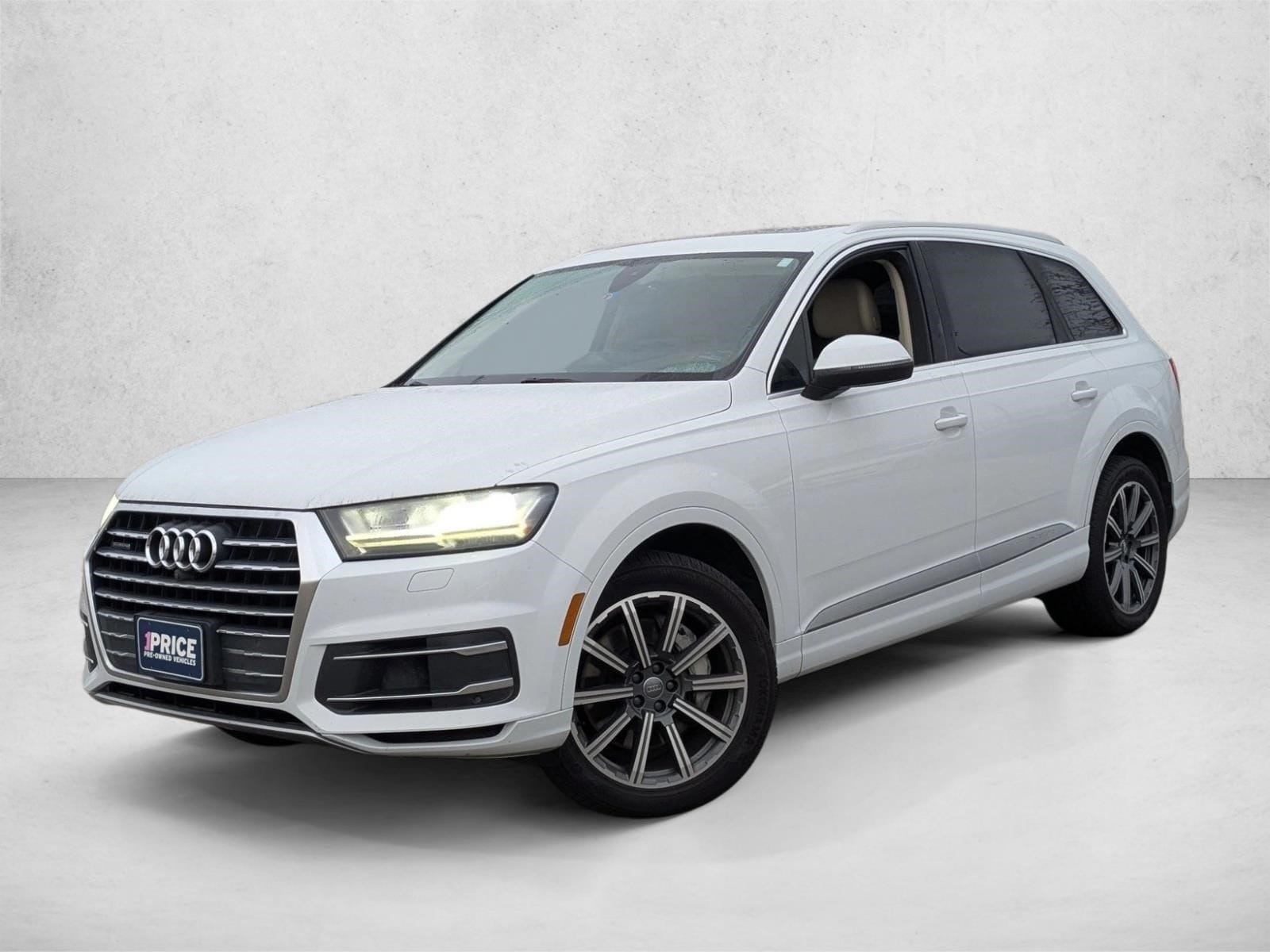 2017 Audi Q7 Premium Plus's photo