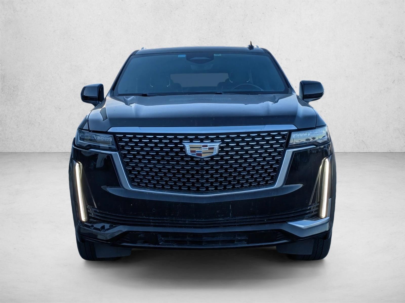 2022 Cadillac Escalade ESV Premium Luxury photo 2