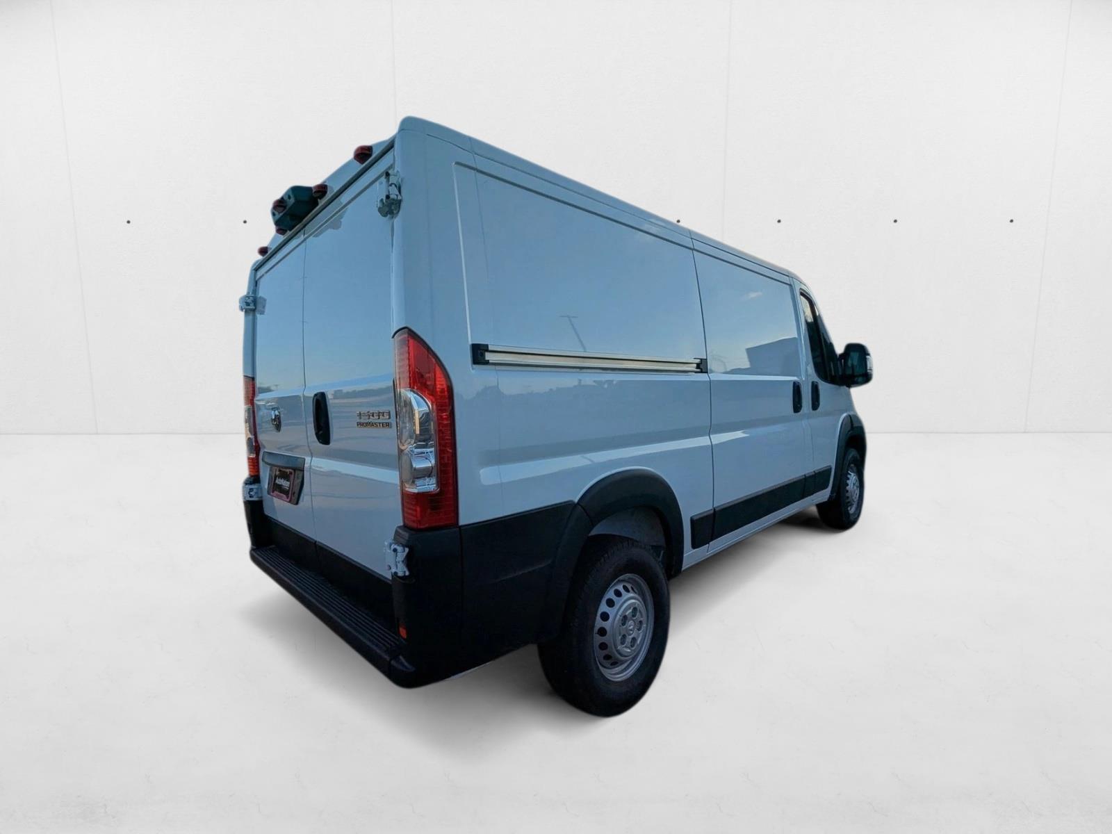 2026 Ram ProMaster 1500 photo 2