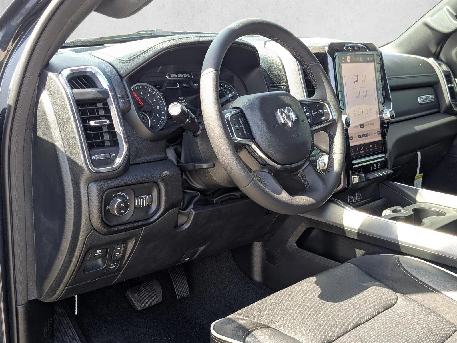 2026 Ram 1500 Laramie photo 4