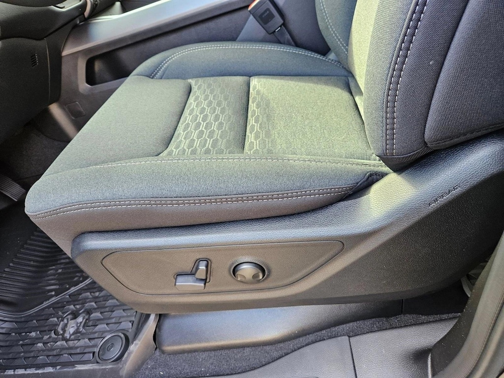 New 2026 Ram 1500 Lone Star Truck Crew Cab