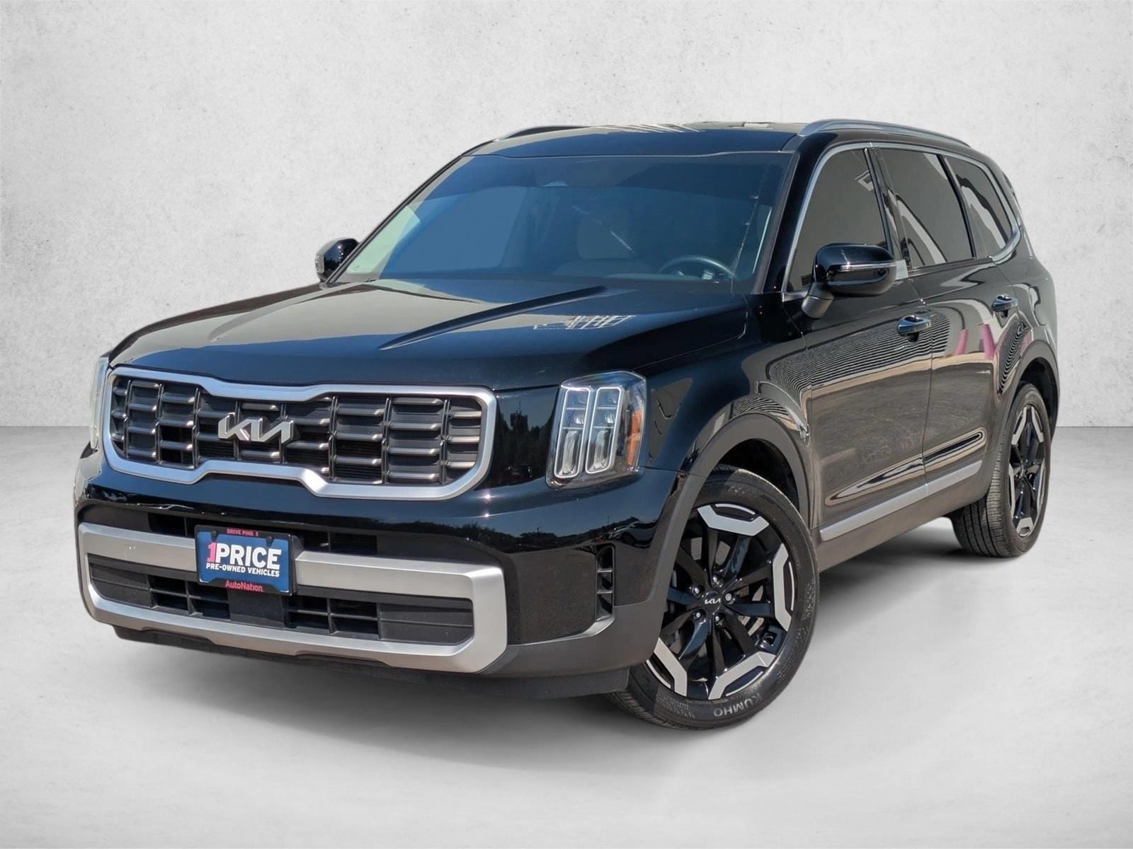 2023 Kia Telluride S's photo