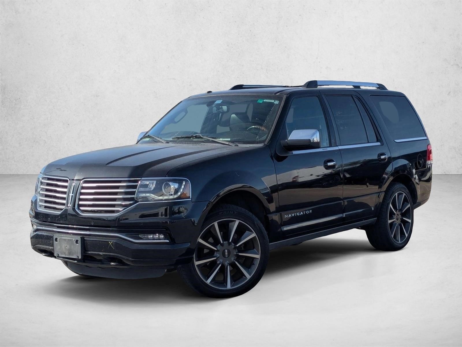2017 Lincoln Navigator Reserve's photo