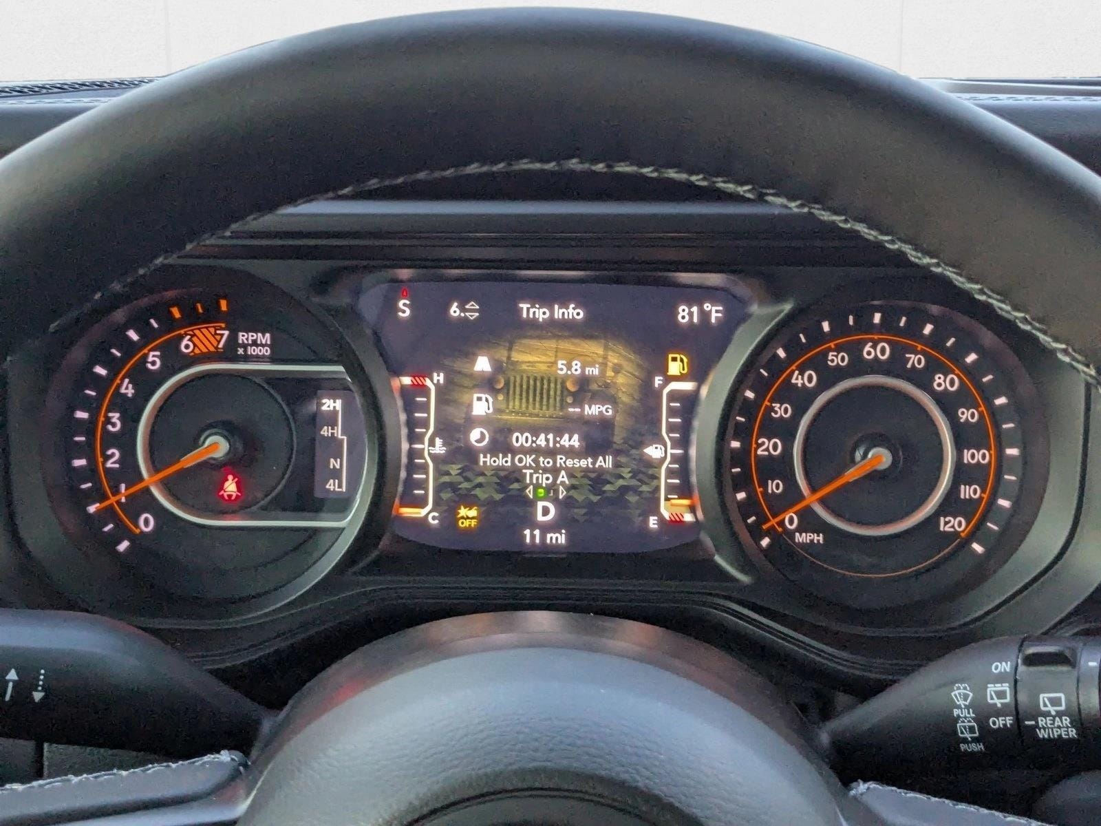 2025 Jeep Wrangler 4-Door Rubicon - Photo 11