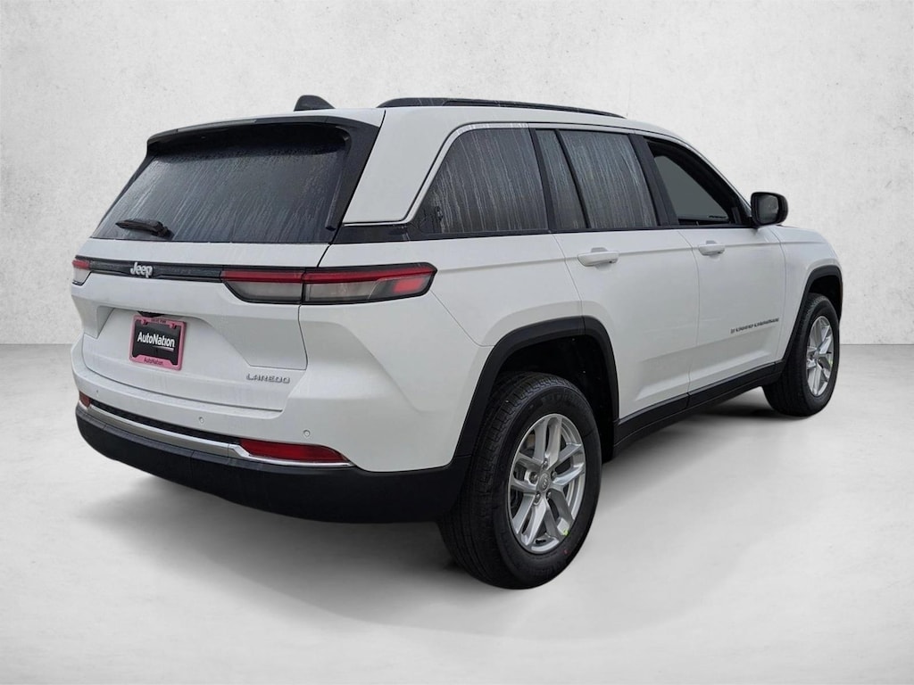 New 2025 Jeep Grand Cherokee Laredo X SUV