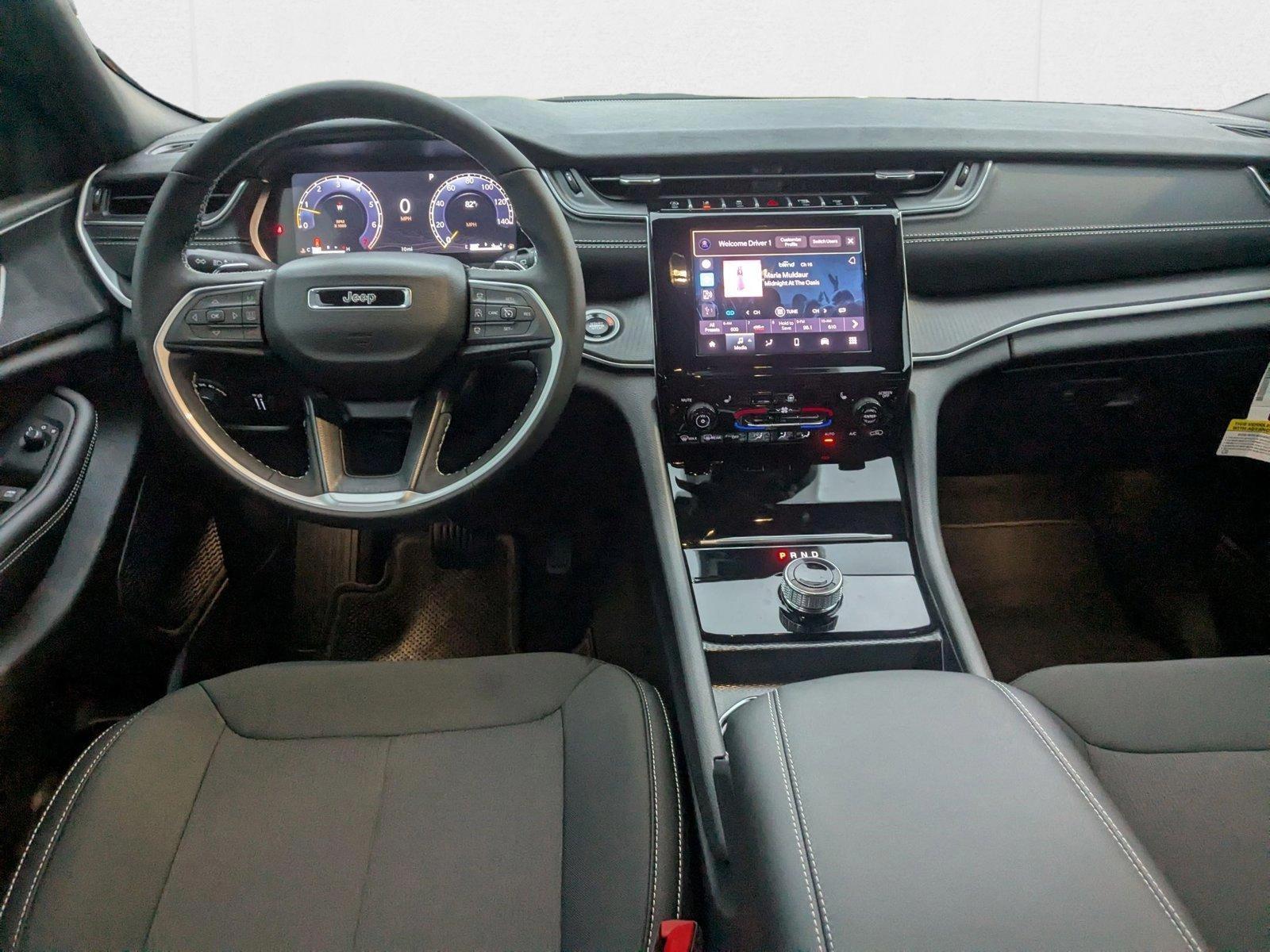 2025 Jeep Grand Cherokee L Laredo - Photo 15