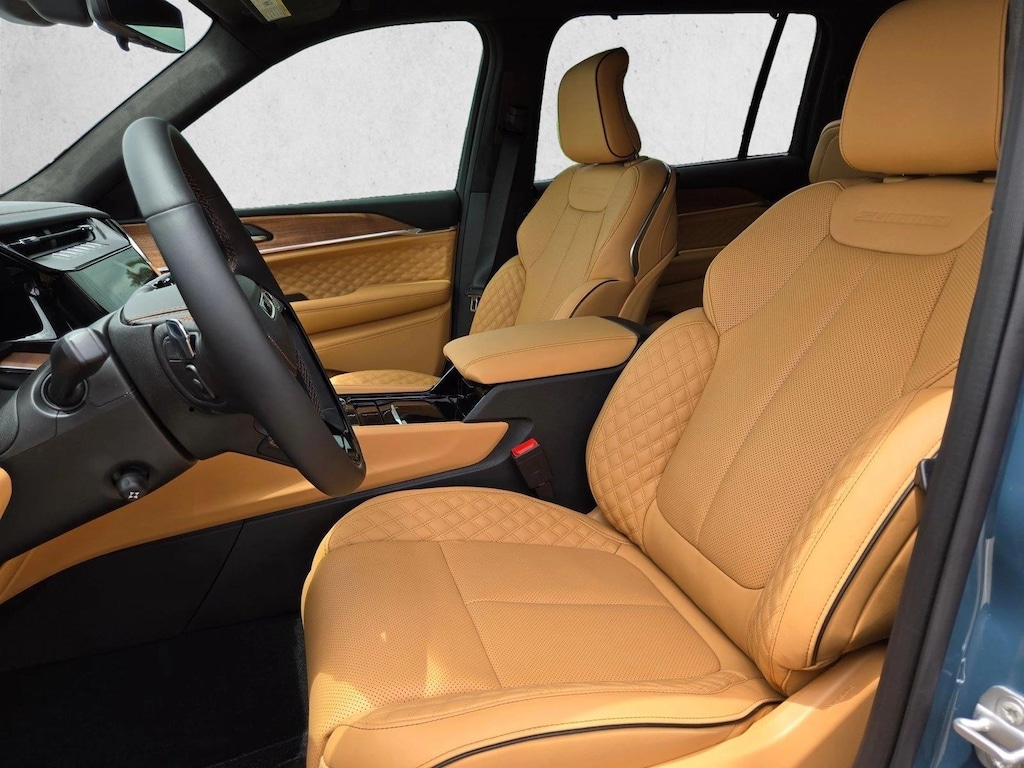 New 2026 Jeep Grand Cherokee L Summit SUV