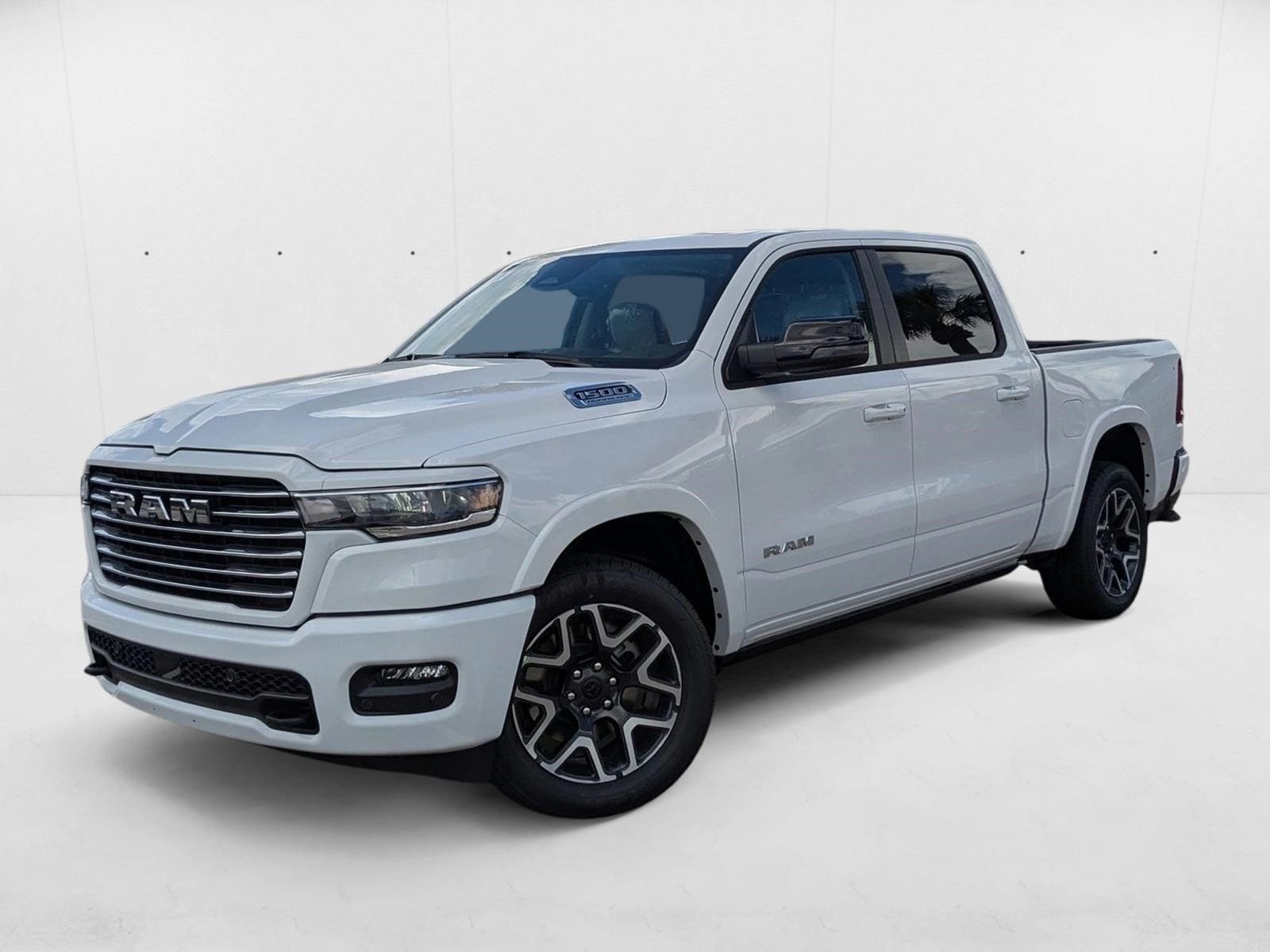 2026 RAM Ram 1500 Pickup Laramie's photo