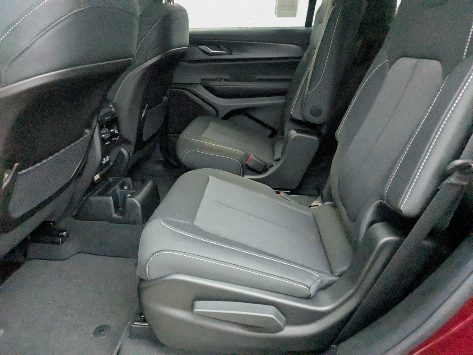 2025 Jeep Grand Cherokee L Laredo - Photo 16