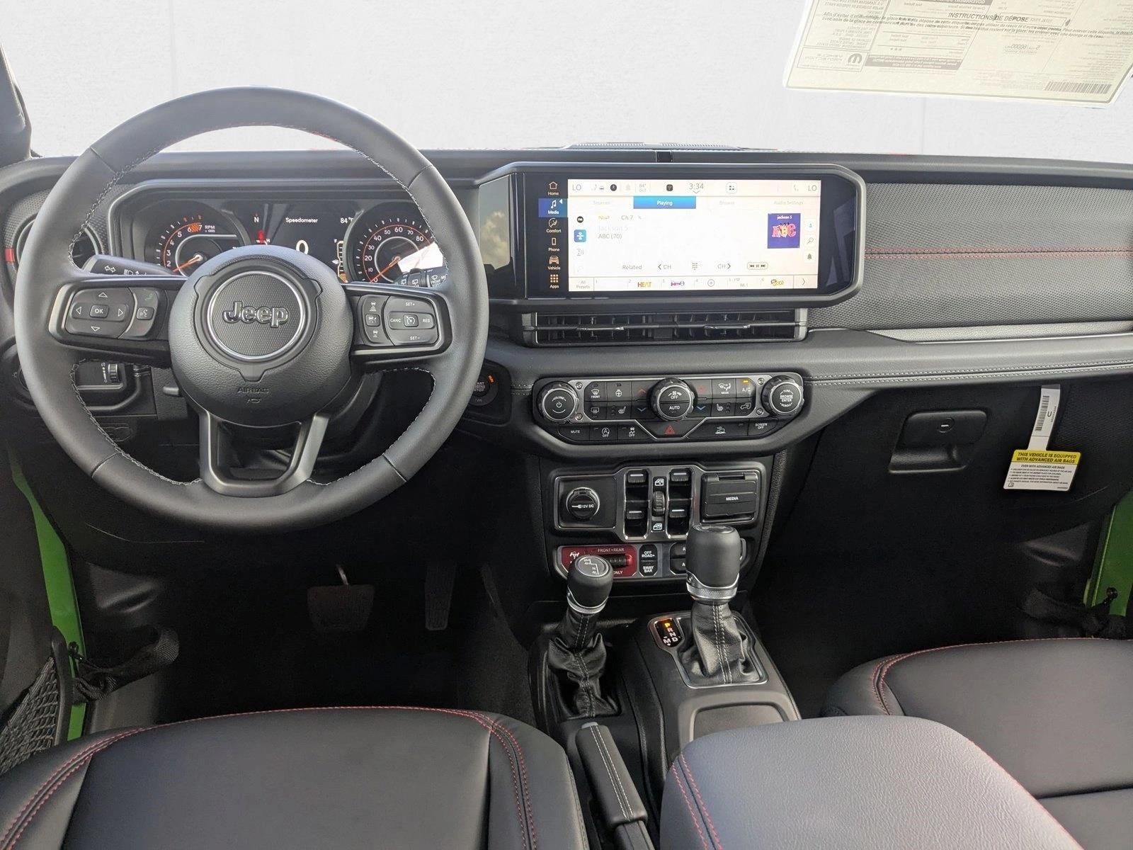 2025 Jeep Wrangler 4-Door Rubicon - Photo 15