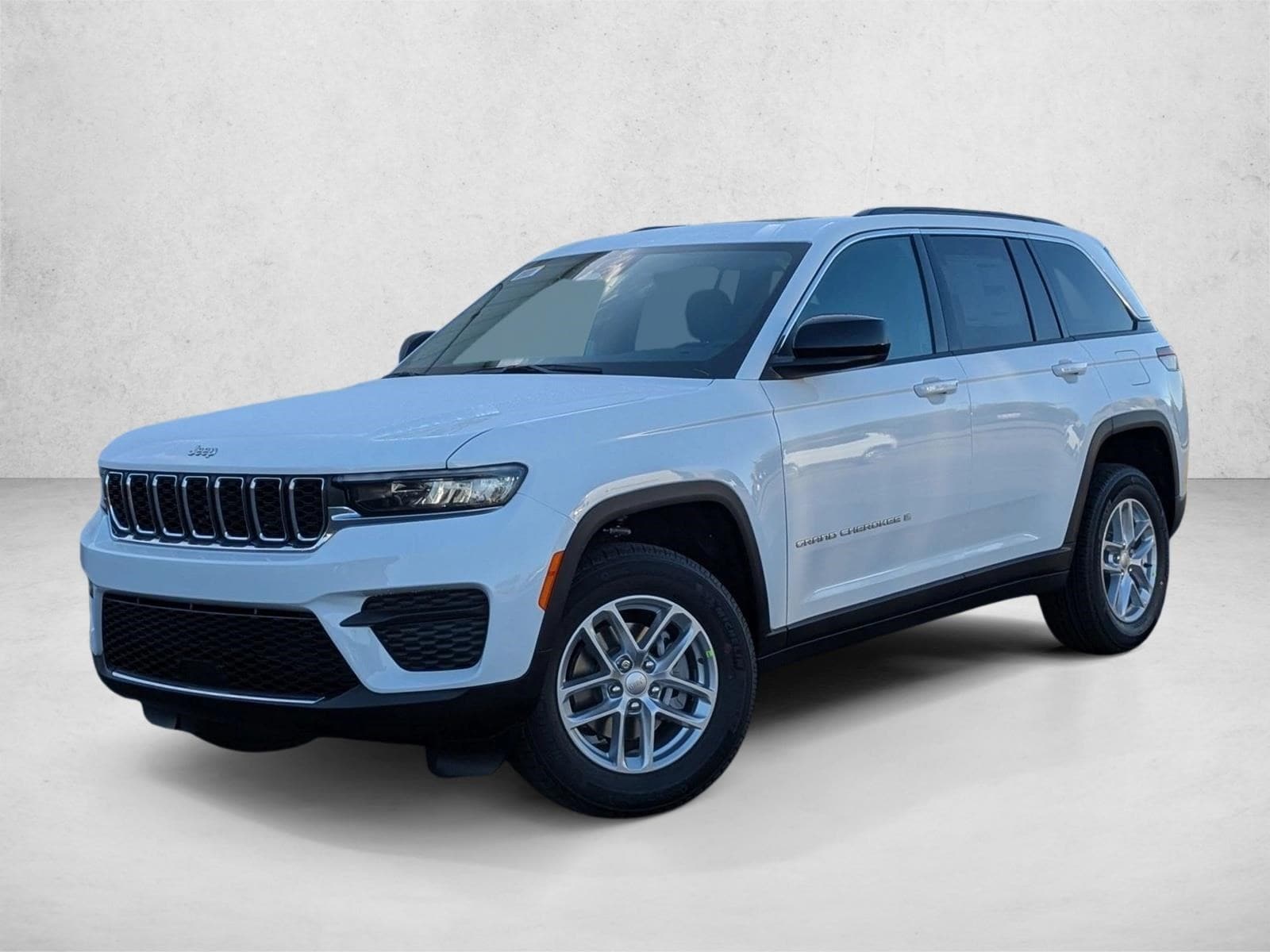 2025 Jeep Grand Cherokee Laredo's photo