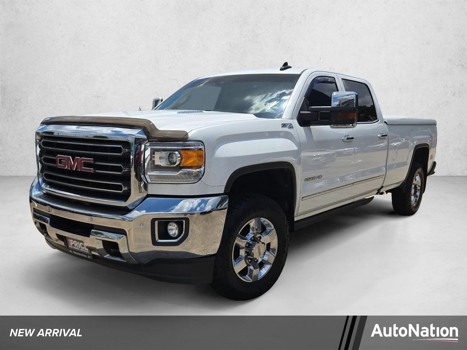 2016 GMC Sierra 4WD Crew Cab Long Box SLT's photo