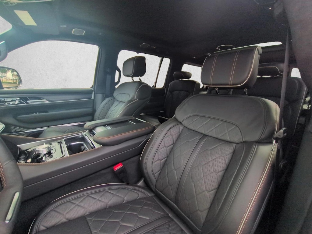 New 2026 Jeep Grand Wagoneer L Summit Reserve SUV