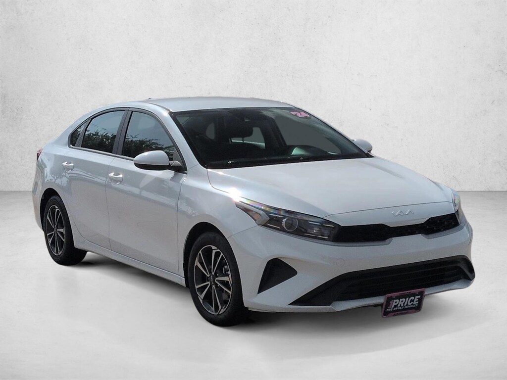 Used 2024 Kia Forte LXS 4dr Car