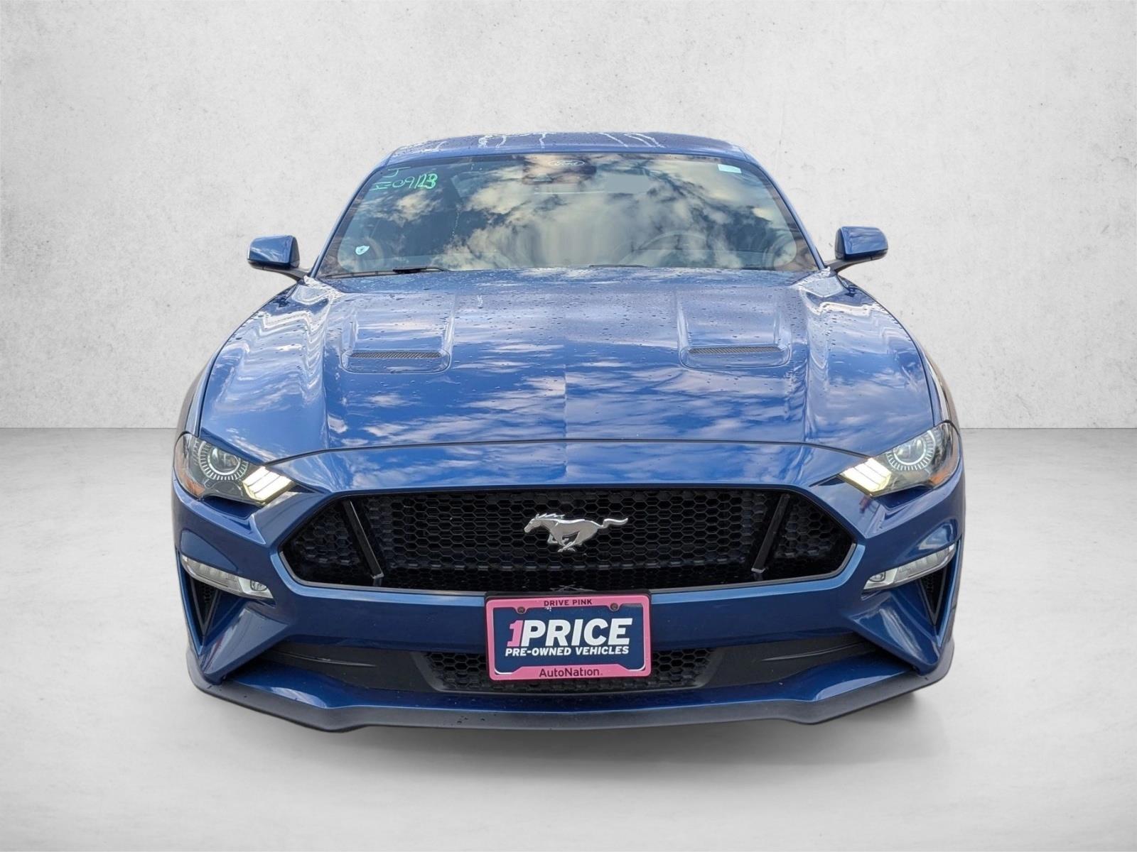 2022 Ford Mustang GT Premium photo 2