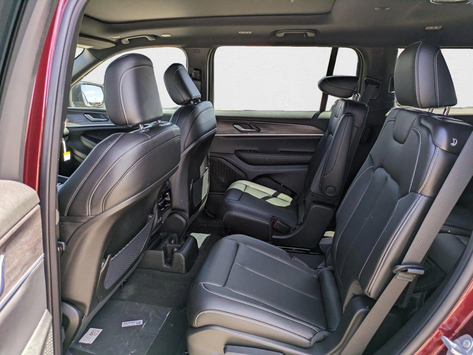 2025 Jeep Grand Cherokee L Limited - Photo 17