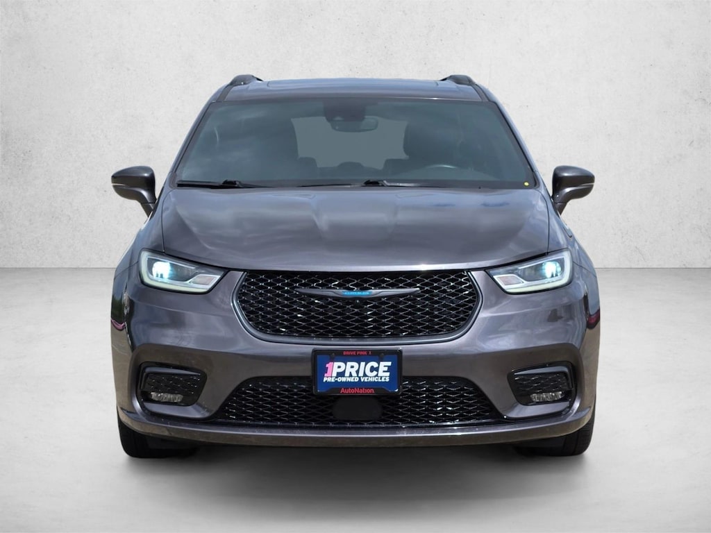 Used 2021 Chrysler Pacifica Hybrid Limited Mini-van Passenger