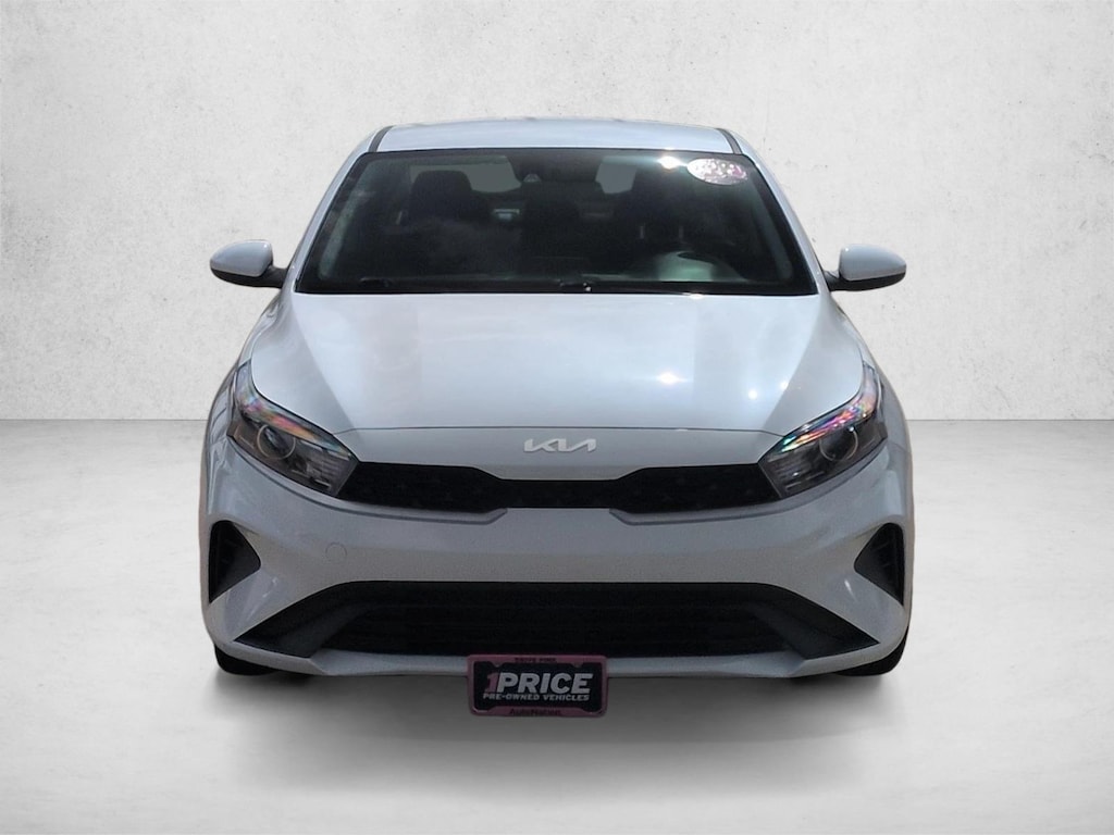 Used 2024 Kia Forte LXS 4dr Car