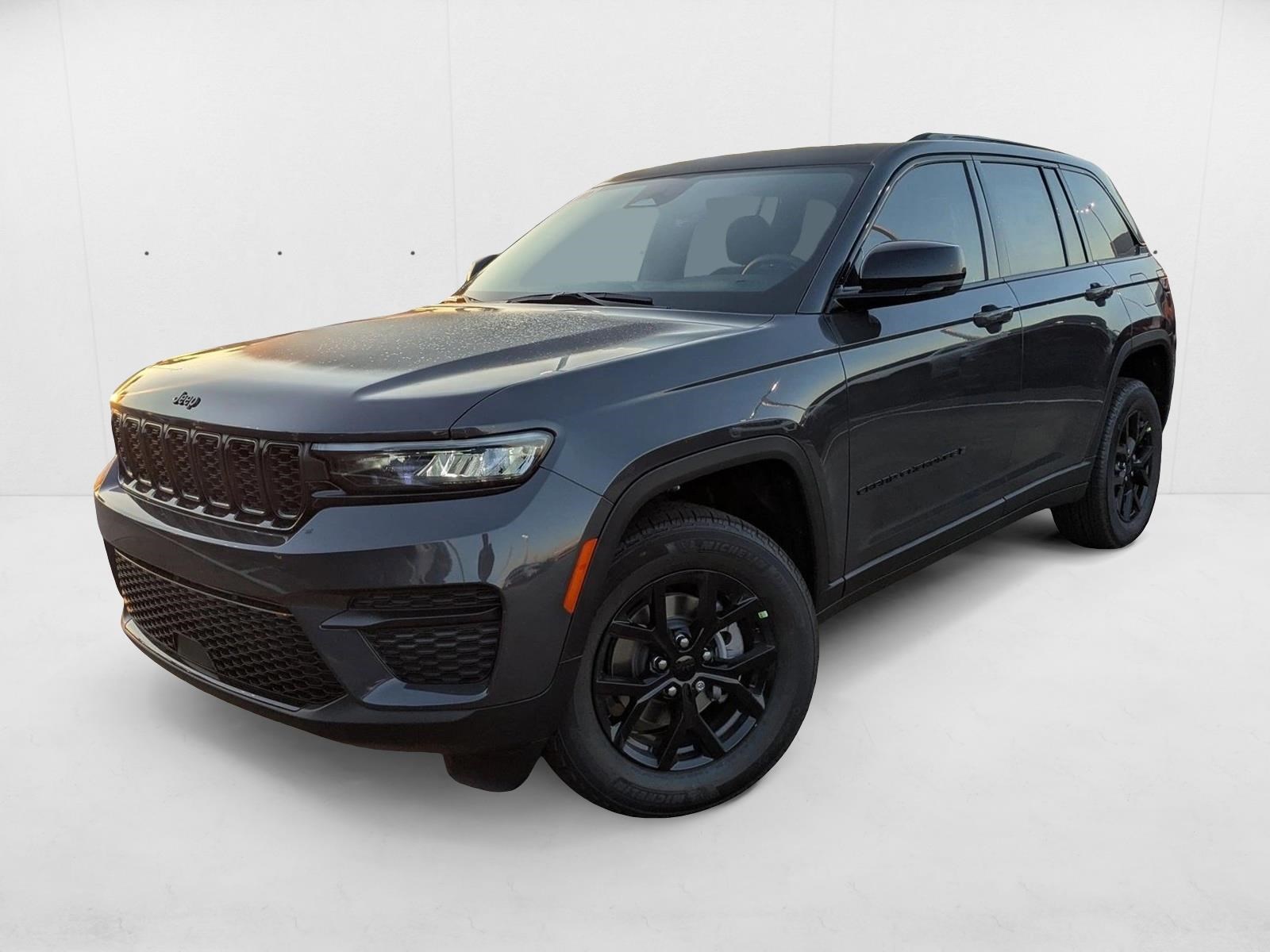2025 Jeep Grand Cherokee Altitude's photo