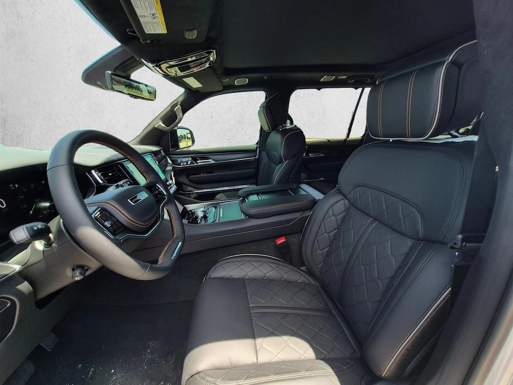 New 2026 Jeep Grand Wagoneer L Summit Reserve SUV