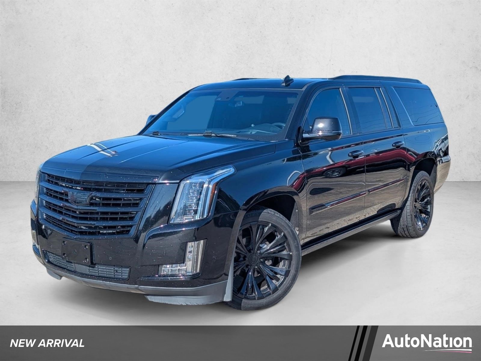 2019 Cadillac Escalade ESV AWD Platinum's photo