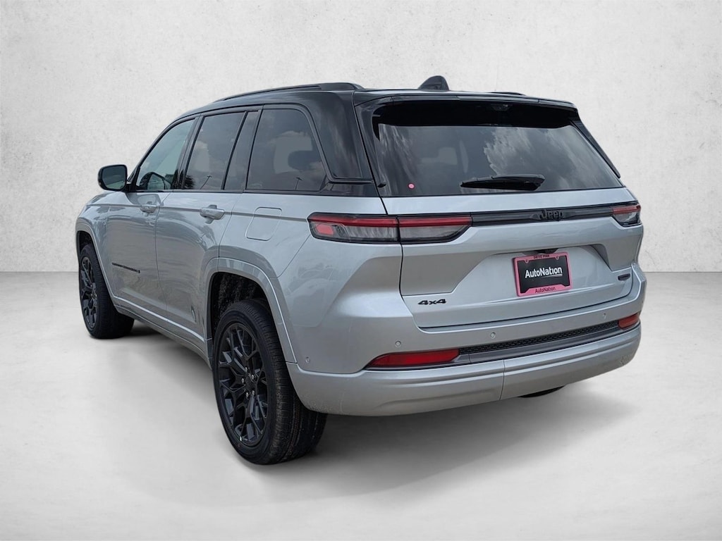 New 2026 Jeep Grand Cherokee Summit SUV