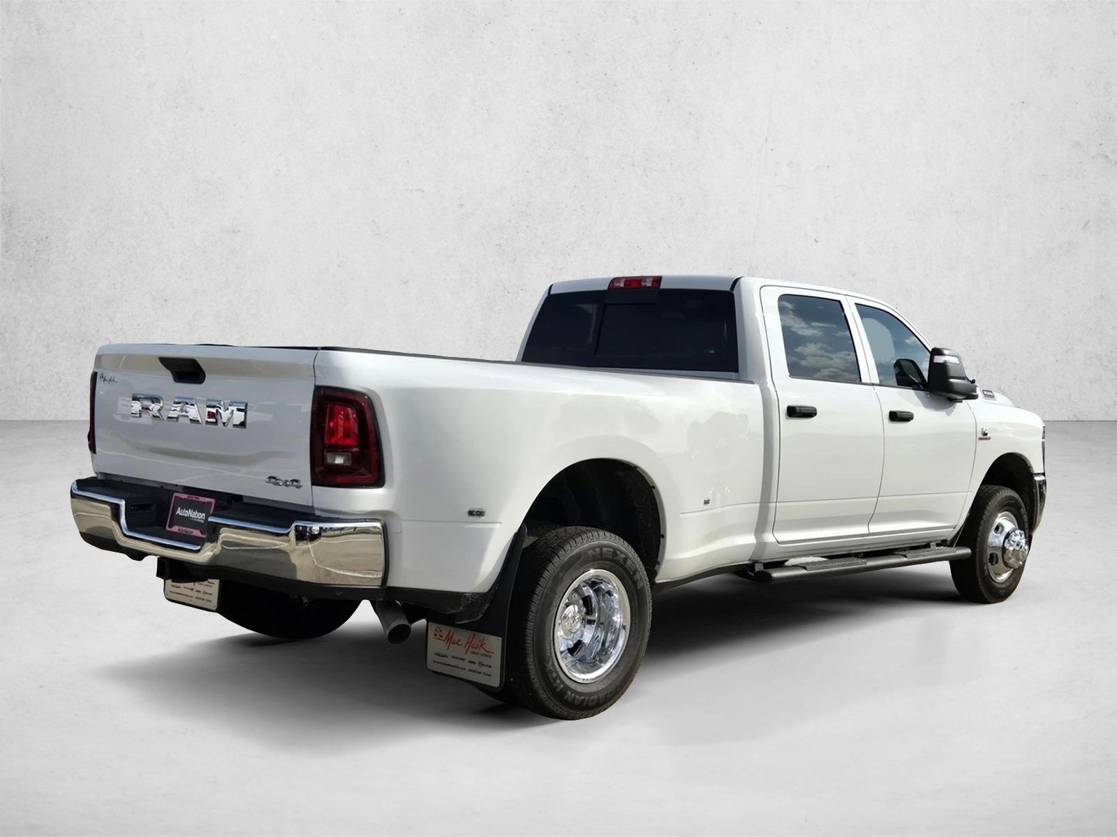 2026 Ram 3500 Tradesman photo 2