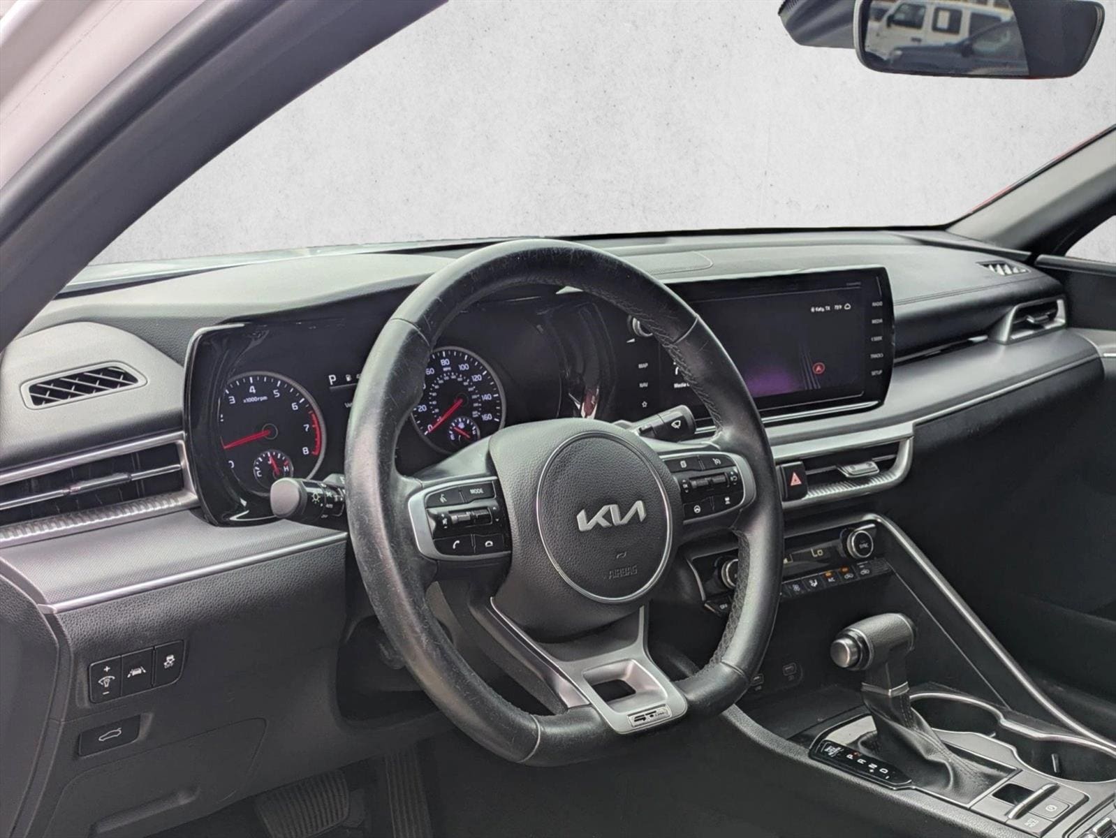 2024 Kia K5 GT-Line - Photo 9