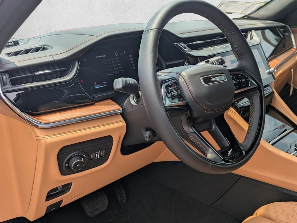 New 2026 Jeep Grand Cherokee L Summit SUV
