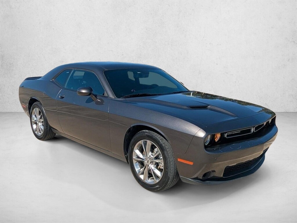 Used 2023 Dodge Challenger SXT 2dr Car