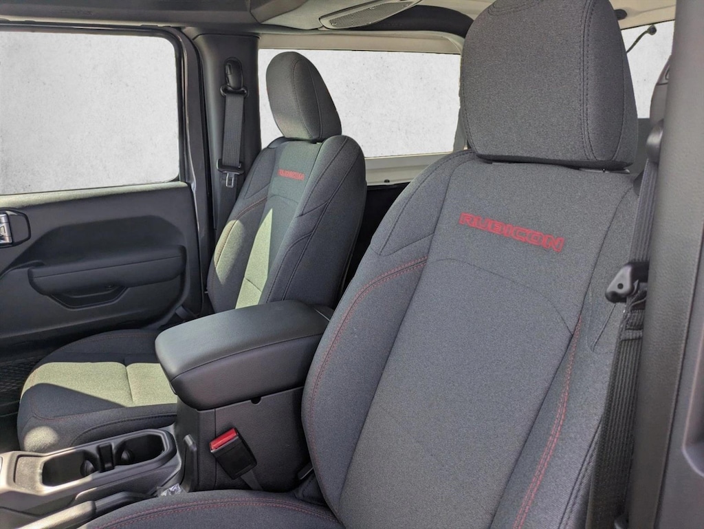 New 2025 Jeep Wrangler Rubicon SUV
