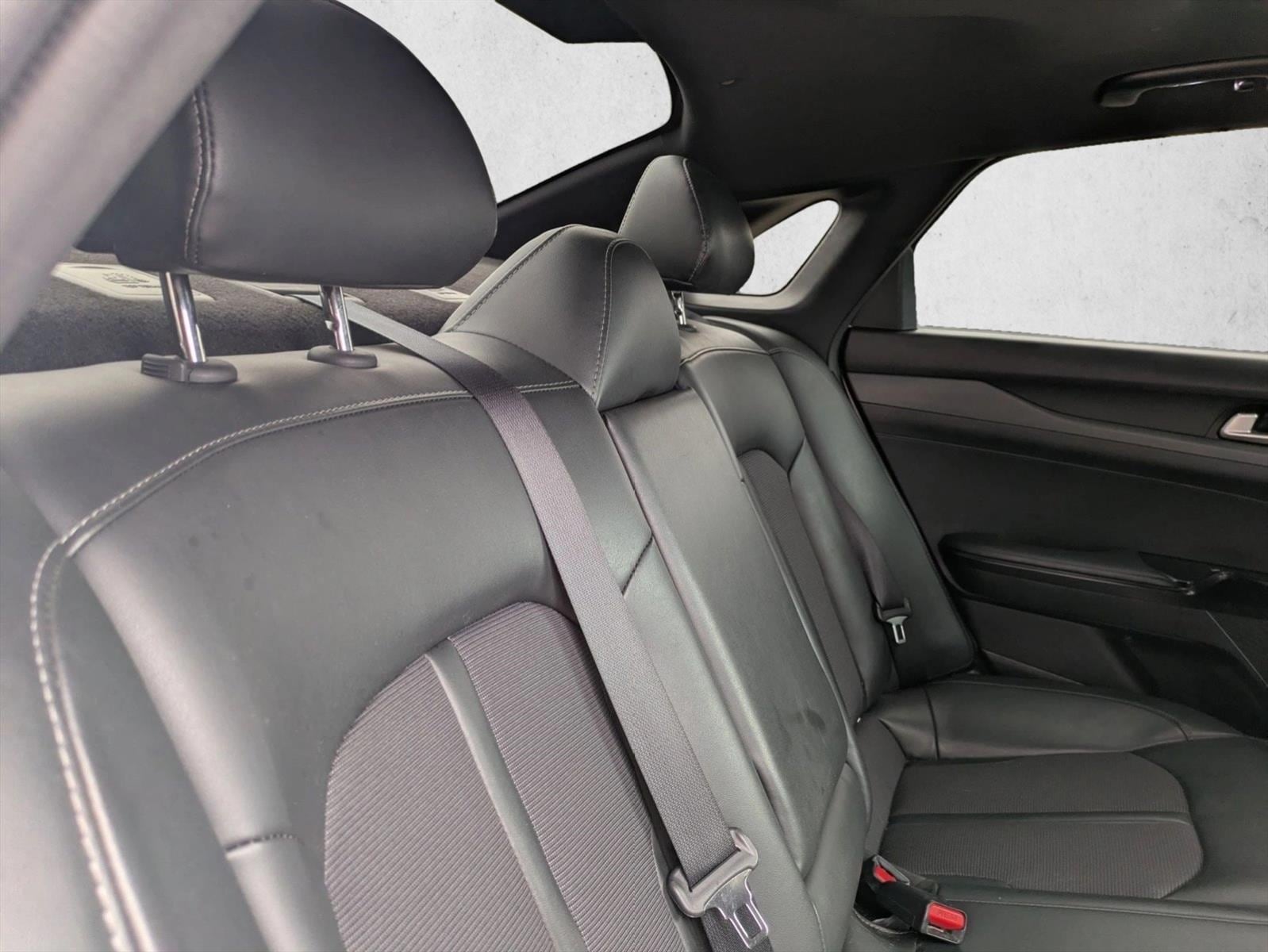 2024 Kia K5 GT-Line - Photo 17