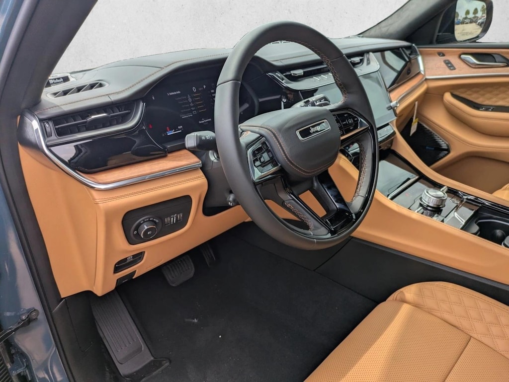 New 2026 Jeep Grand Cherokee L Summit SUV