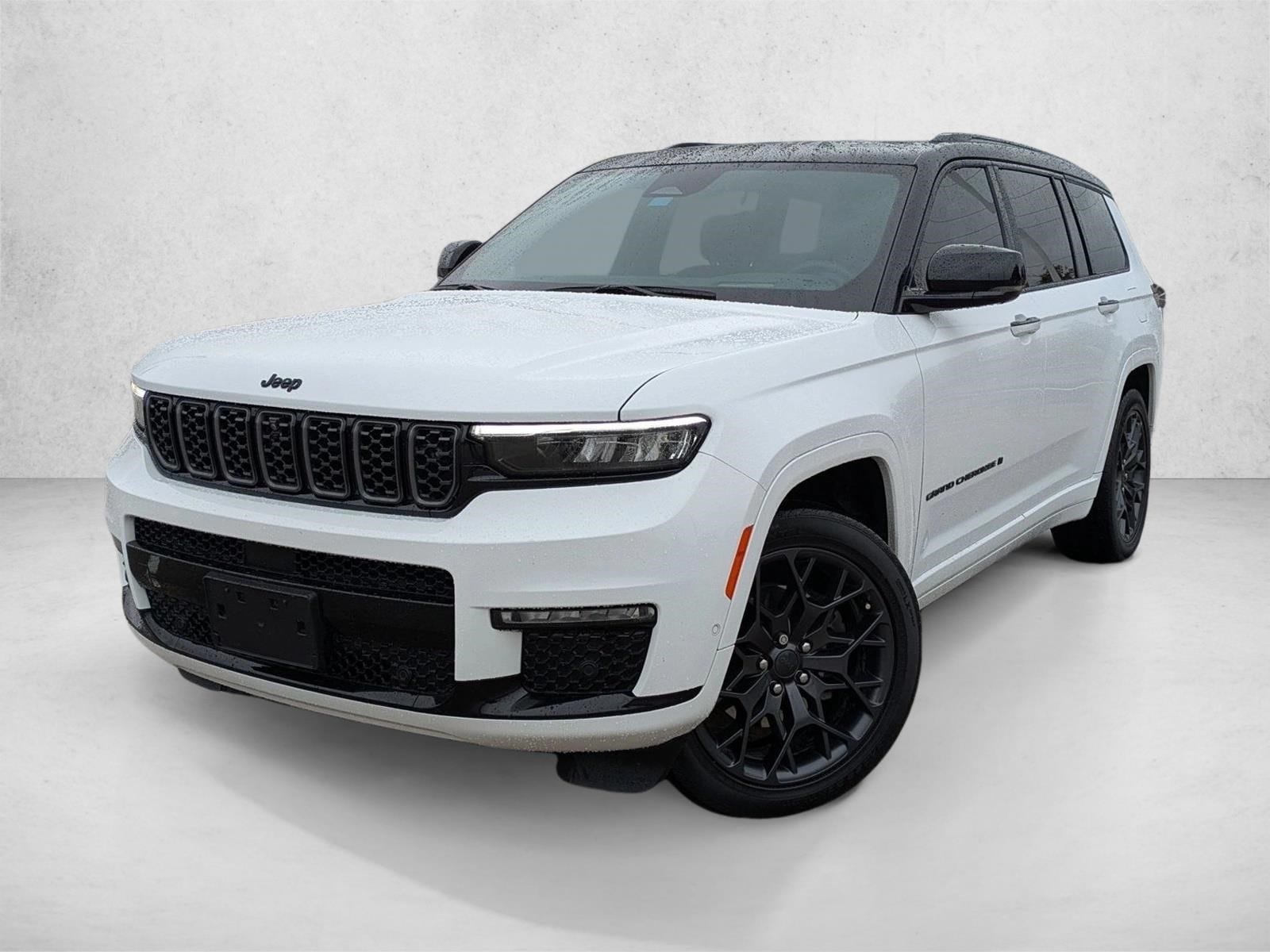 2024 Jeep Grand Cherokee L Summit Reserve's photo