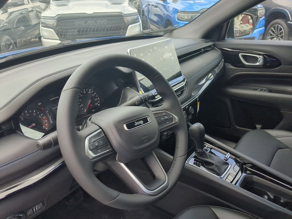 New 2026 Jeep Compass Latitude SUV