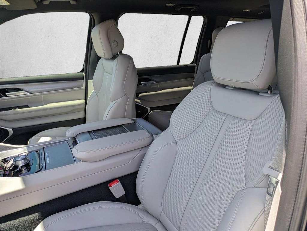 New 2026 Jeep Grand Wagoneer SUV