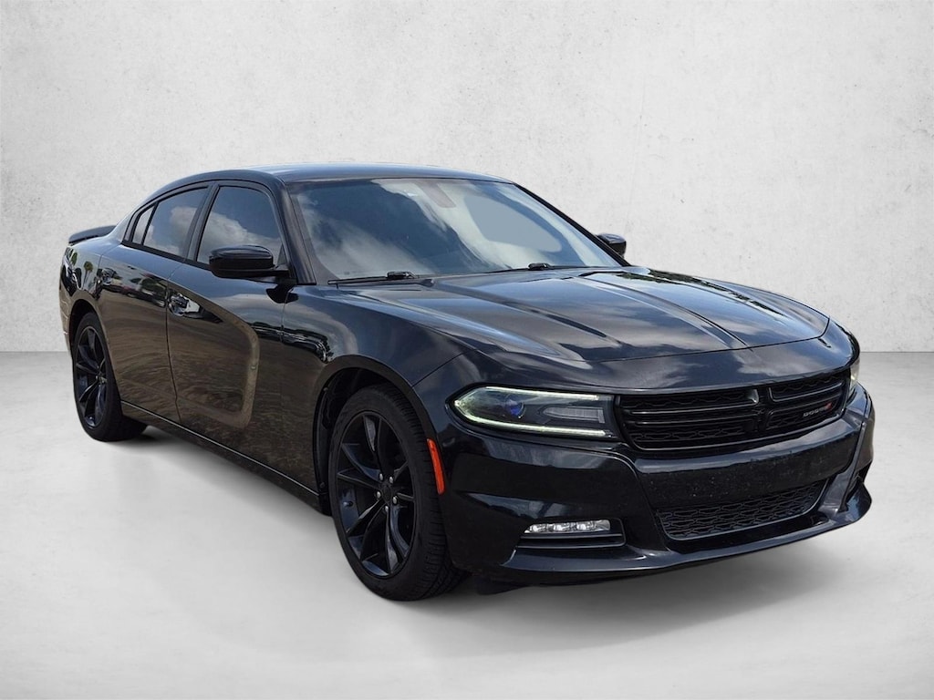Used 2016 Dodge Charger SXT 4dr Car