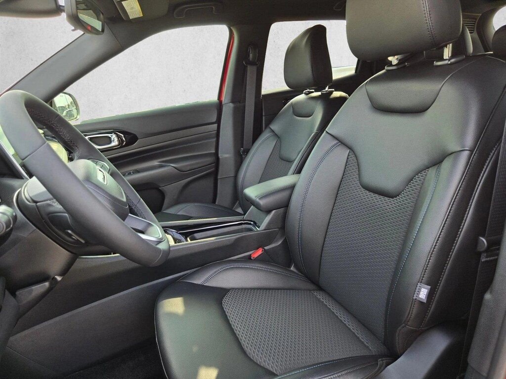 New 2026 Jeep Compass Latitude Altitude SUV