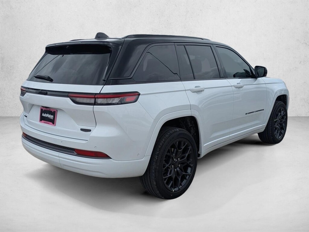 New 2026 Jeep Grand Cherokee Summit SUV