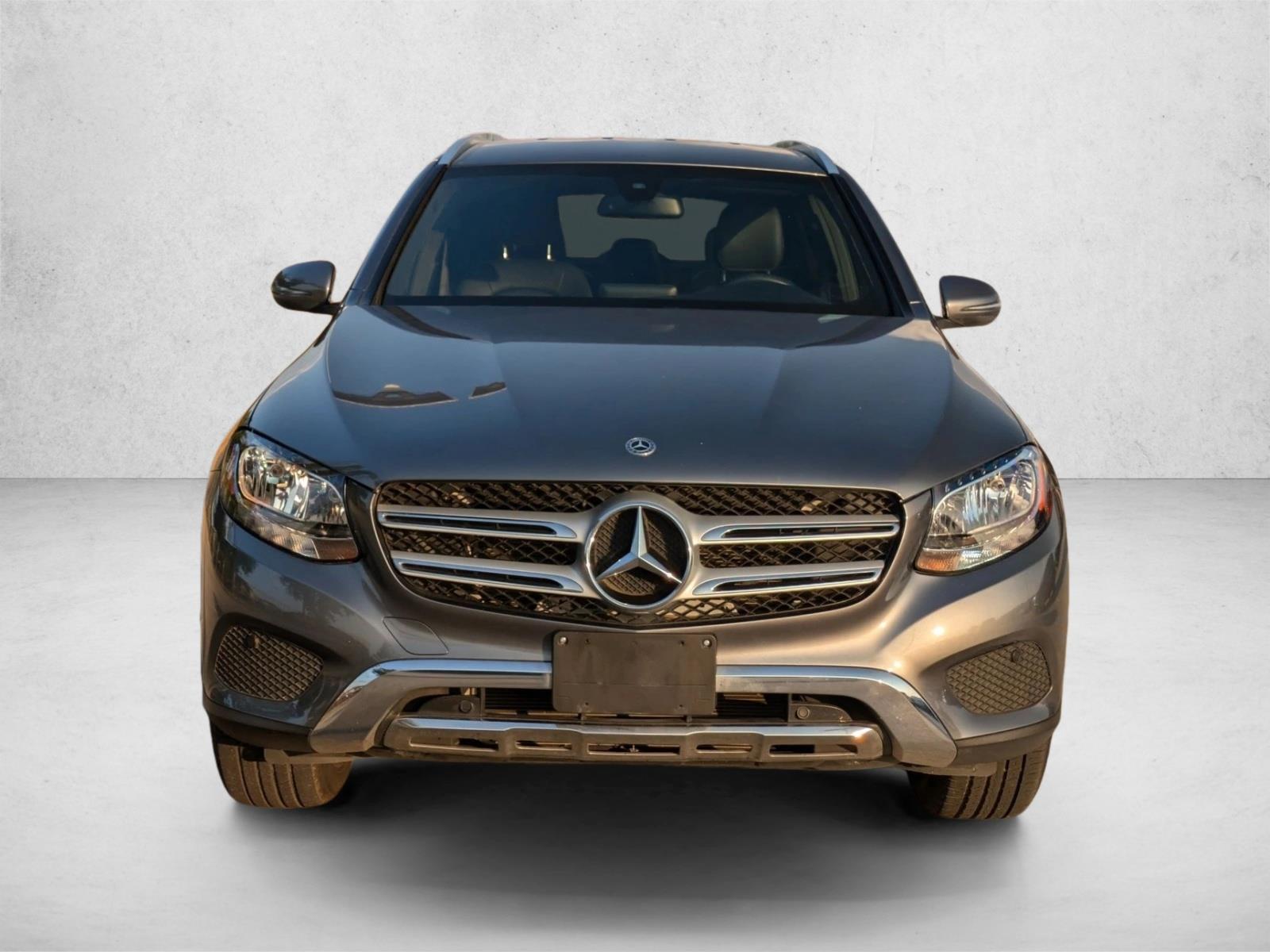 2019 Mercedes Benz GLC 300 photo 2
