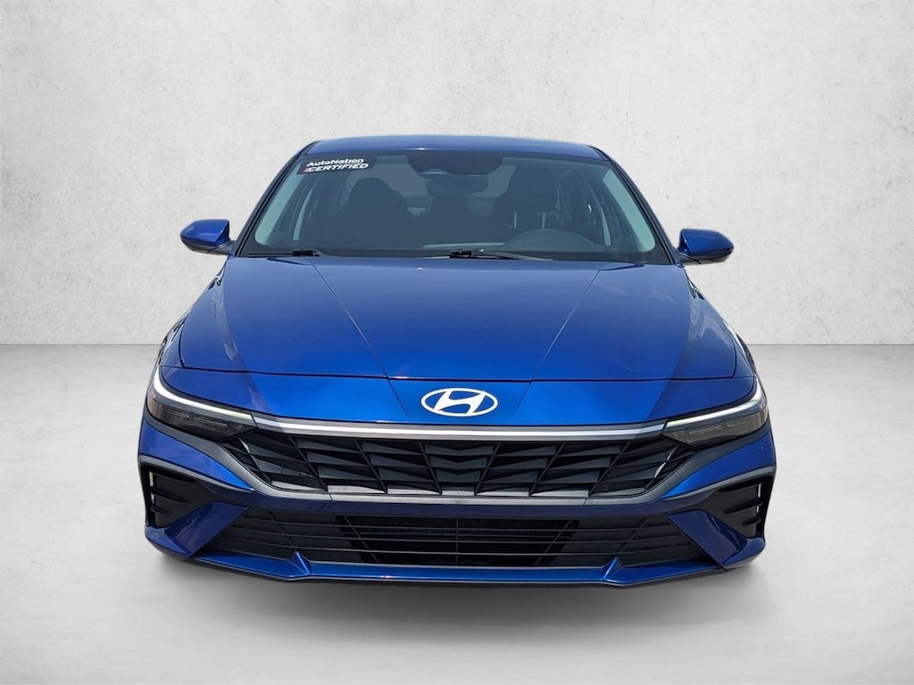 Used 2024 Hyundai Elantra SE 4dr Car